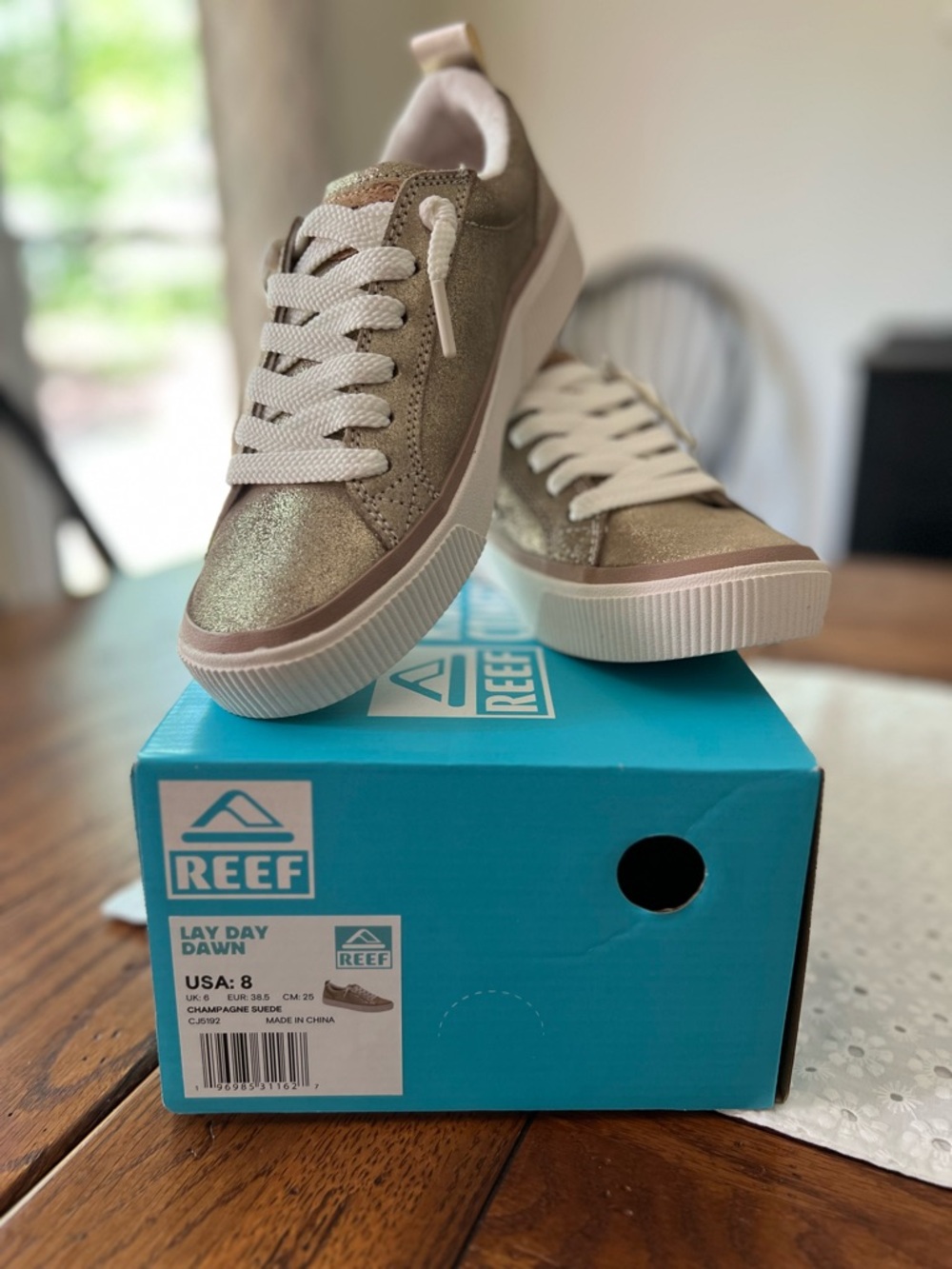 Reef Lay Day Dawn Champagne Glitter Sneaker with White Laces